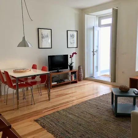 Central Ground Floor With Garden Apartment Porto